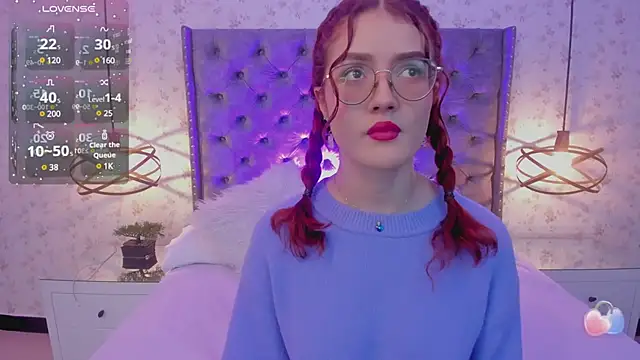 Snapshot of MiaWinx chatting on 02-11-25, 10:07 MiaWinx online show from 02-11-25, 10:07