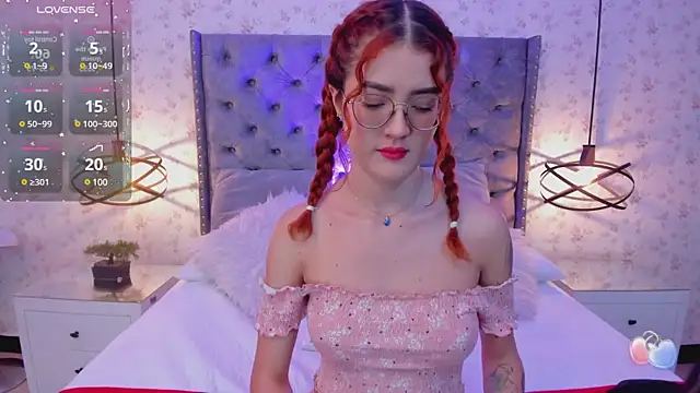 Snapshot of MiaWinx chatting on 01-27-25, 09:44 MiaWinx online show from 01-27-25, 09:44