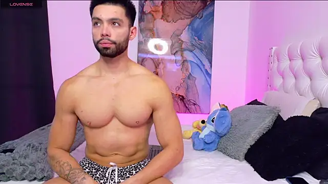 Mackenzzie 777  online show from 11-24-25, 10:43