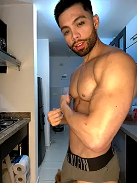 Mackenzzie 777  online show from 11-06-25, 02:15