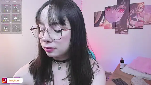 Julieta cott online show from 07-17-26, 02:20