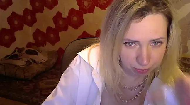 Queen Daenerys online show from 12-02-24, 12:58