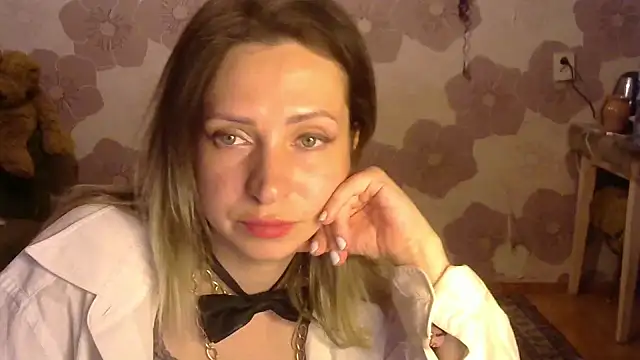 Queen Daenerys online show from 09-13-25, 08:53