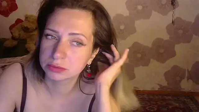 Queen Daenerys online show from 09-12-25, 07:57