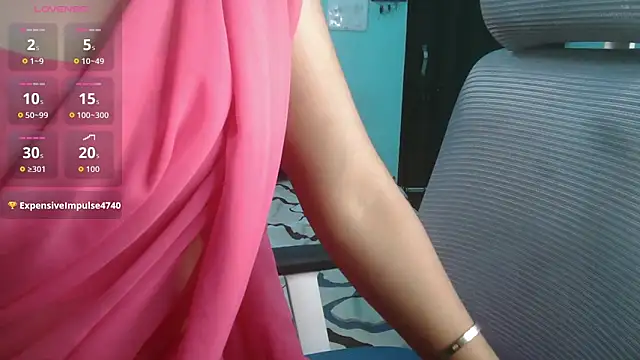 Snapshot of Jass-Karan chatting on 09-12-25, 06:40 Jass-Karan online show from 09-12-25, 06:40