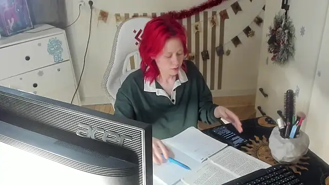 Silly  Milly online show from 12-20-25, 04:21