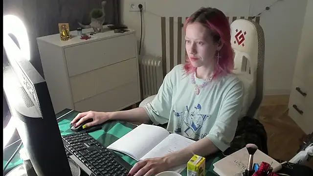 Silly  Milly online show from 03-14-26, 06:47