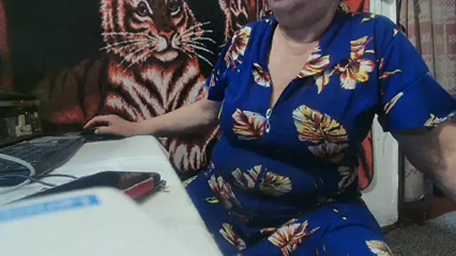 NataliiaRosa54 online show from 05-09-26, 04:21