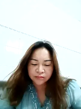 Snapshot of HanMeili chatting on 06-15-26, 04:06 HanMeili online show from 06-15-26, 04:06