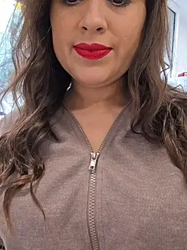 GatitaXD27 online show from 11-17-25, 09:46