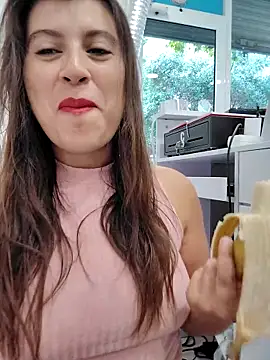 GatitaXD27 online show from 09-09-25, 08:35