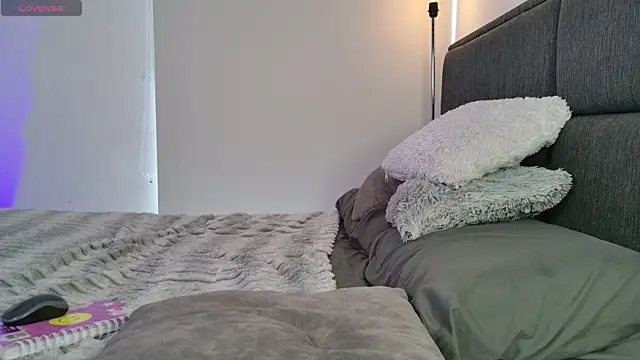 lady ni  online show from 11-07-25, 01:04