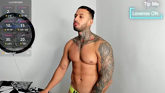 Snapshot of mike_belle chatting on 02-09-26, 11:58 mike belle online show from 02-09-26, 11:58