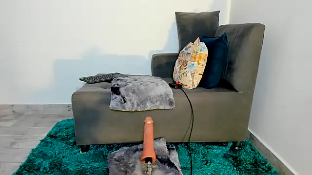 Amelie hills02 online show from 04-09-26, 10:10