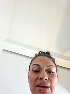 Amelie hills02 online show from 02-07-26, 01:41