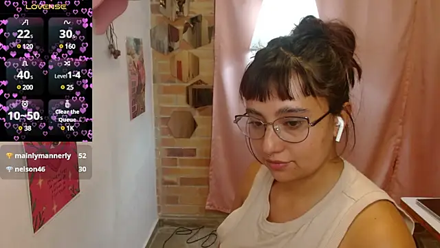 Snapshot of emitaa17228o chatting on 02-07-25, 11:34 emitaa17228o online show from 02-07-25, 11:34