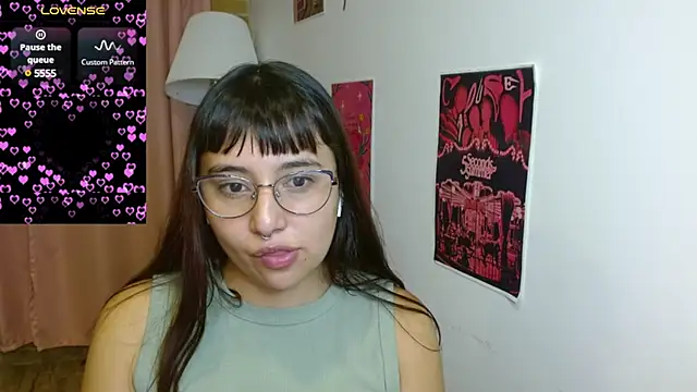 Snapshot of emitaa17228o chatting on 03-18-25, 12:08 emitaa17228o online show from 03-18-25, 12:08