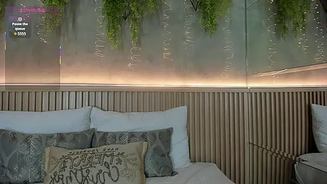 Lana Lann online show from 12-05-25, 01:21