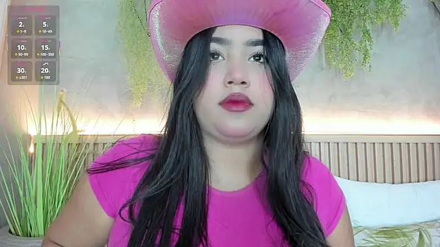 Snapshot of Lana_Lann chatting on 09-15-25, 02:06 Lana Lann online show from 09-15-25, 02:06