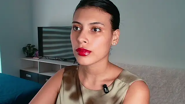 Snapshot of oxiris_1 chatting on 03-31-26, 05:26 oxiris 1 online show from 03-31-26, 05:26