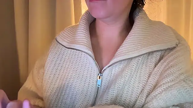 Sandysecret online show from 12-15-25, 07:52