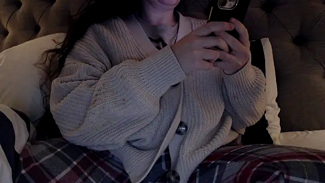 Sandysecret online show from 11-24-25, 08:09