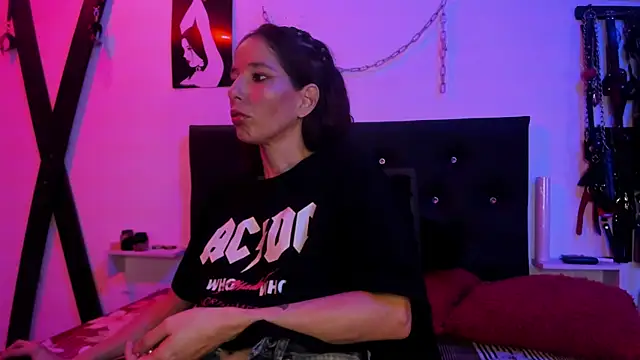 Little Naughtty online show from 06-29-26, 02:17