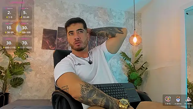 Snapshot of Nate_franco chatting on 06-20-26, 04:50 Nate franco online show from 06-20-26, 04:50
