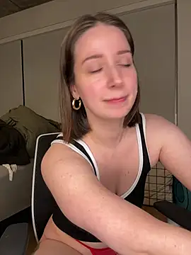 Snapshot of nerdynina chatting on 01-04-25, 12:37 nerdynina online show from 01-04-25, 12:37