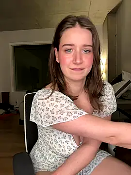 nerdynina online show from 11-12-25, 12:48