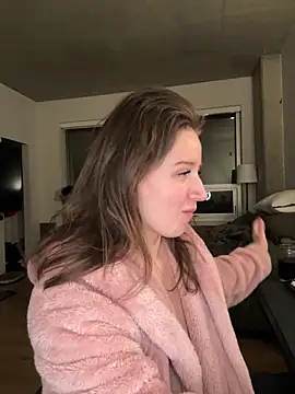 nerdynina online show from 12-21-25, 12:35