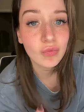 nerdynina online show from 01-10-26, 12:17