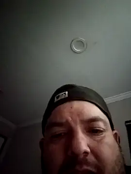 valleyoneofakind online show from 10-27-25, 11:44
