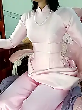 Snapshot of ___Erin___ chatting on 01-12-26, 01:12 Erin online show from 01-12-26, 01:12