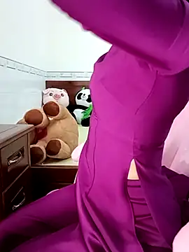 Snapshot of ___Erin___ chatting on 01-07-26, 01:43 Erin online show from 01-07-26, 01:43