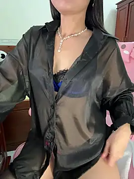    Erin    online show from 06-26-26, 01:39