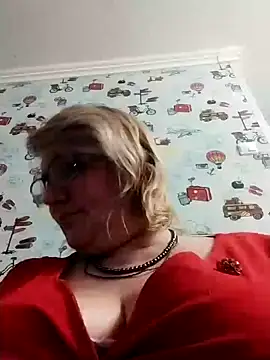 Snapshot of Forest-Lady chatting on 02-05-25, 06:59 Forest-Lady online show from 02-05-25, 06:59