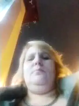 Snapshot of Forest-Lady chatting on 01-31-25, 06:25 Forest-Lady online show from 01-31-25, 06:25