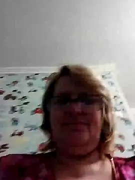 Snapshot of Forest-Lady chatting on 02-13-25, 05:44 Forest-Lady online show from 02-13-25, 05:44