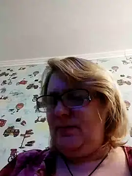 Snapshot of Forest-Lady chatting on 03-15-25, 03:16 Forest-Lady online show from 03-15-25, 03:16