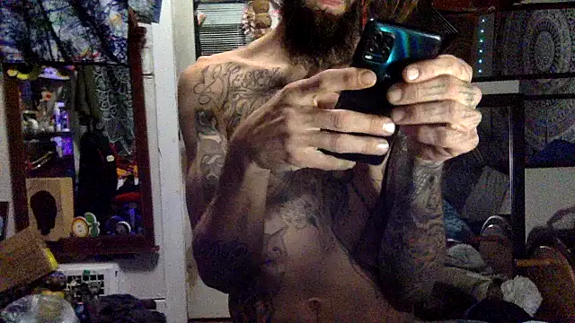 Snapshot of Robriguezxxx chatting on 11-22-25, 04:11 Robriguezxxx online show from 11-22-25, 04:11