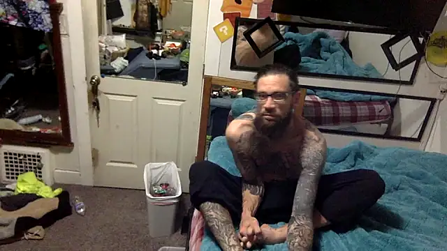 Snapshot of Robriguezxxx chatting on 03-22-25, 11:42 Robriguezxxx online show from 03-22-25, 11:42