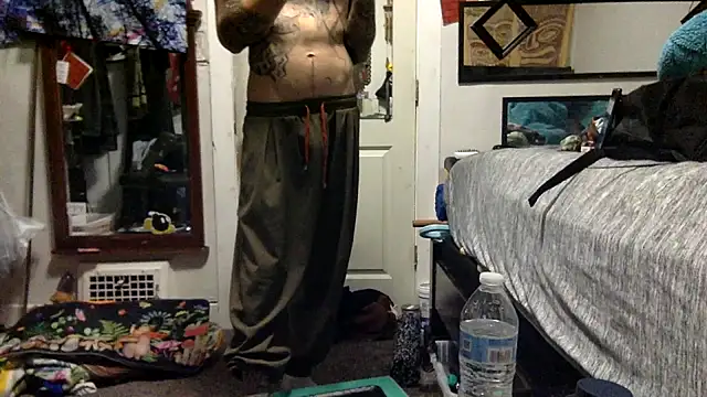Snapshot of Robriguezxxx chatting on 03-11-25, 03:25 Robriguezxxx online show from 03-11-25, 03:25