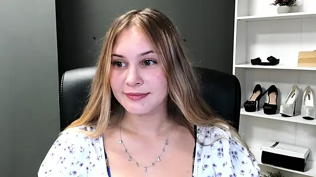 kitty valeria online show from 07-13-26, 09:03