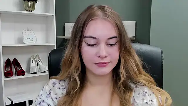 kitty valeria online show from 11-06-25, 10:03