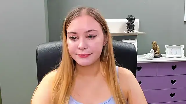 Snapshot of kitty_valeria chatting on 02-02-25, 07:41 kitty valeria online show from 02-02-25, 07:41