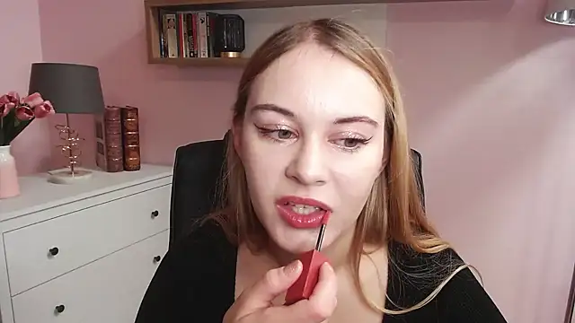 Snapshot of kitty_valeria chatting on 12-08-24, 08:09 kitty valeria online show from 12-08-24, 08:09