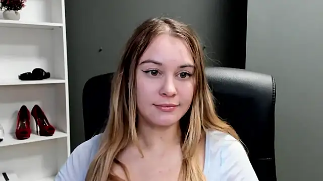 kitty valeria online show from 02-11-26, 03:45