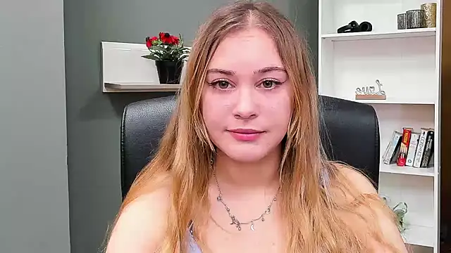 Snapshot of kitty_valeria chatting on 03-23-25, 07:53 kitty valeria online show from 03-23-25, 07:53