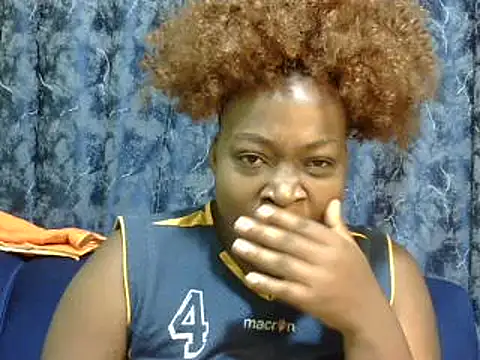 Snapshot of Horny-pretty chatting on 01-24-25, 06:03 Horny-pretty online show from 01-24-25, 06:03